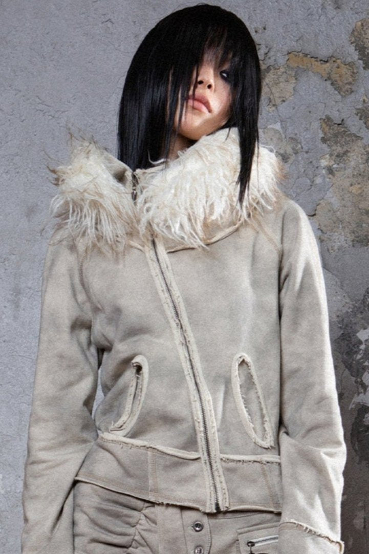 Veste de capot en fourrure en arctique