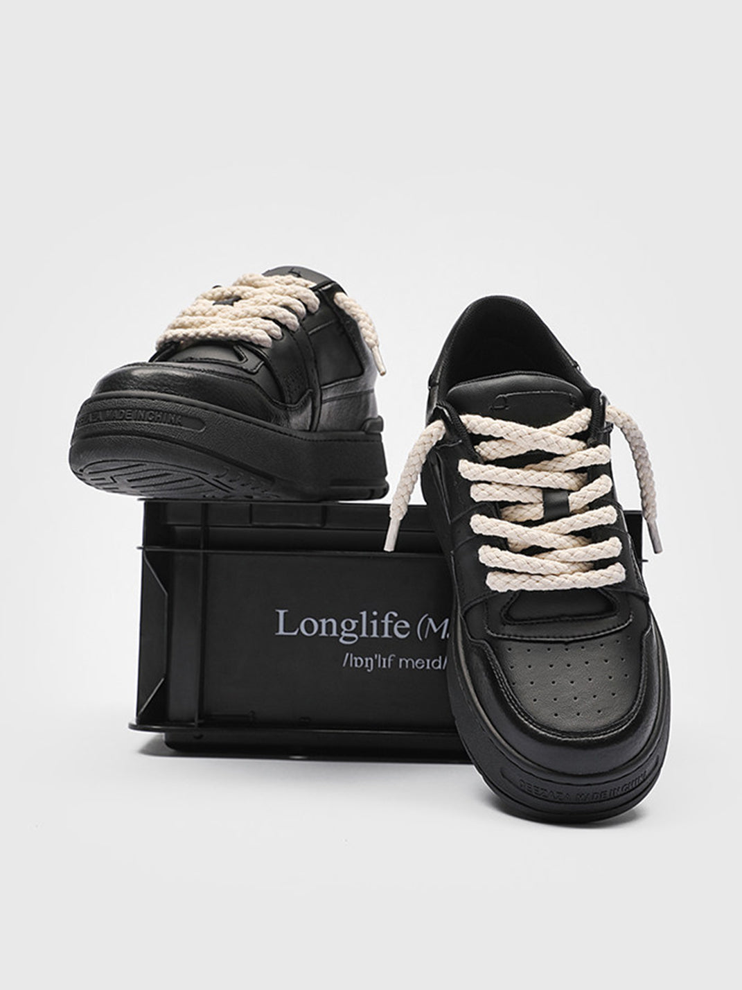 Chunky Sneakers with Thick Rope Laces