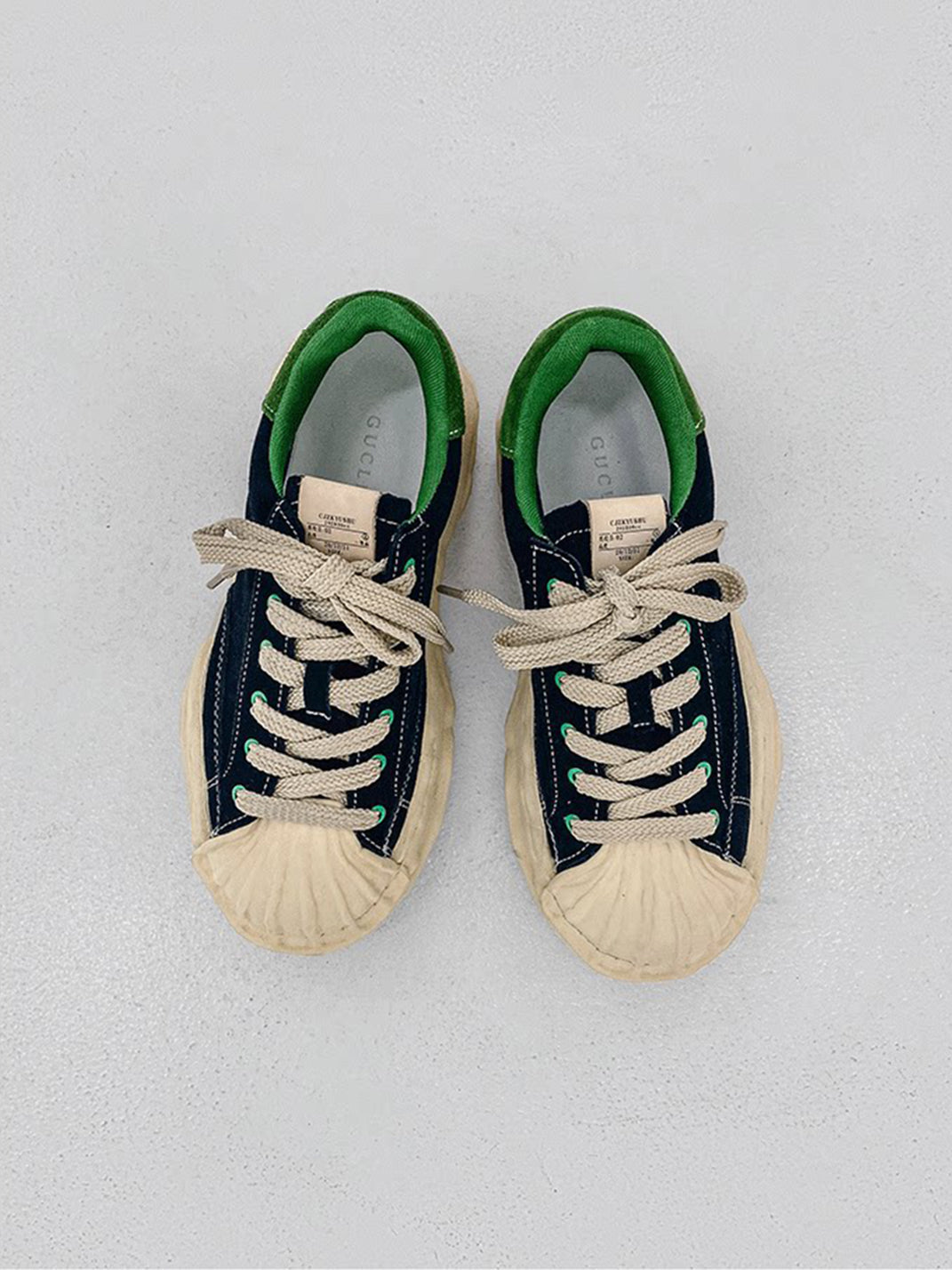 Black & Green Wavy Sole Shell-Toe Sneakers