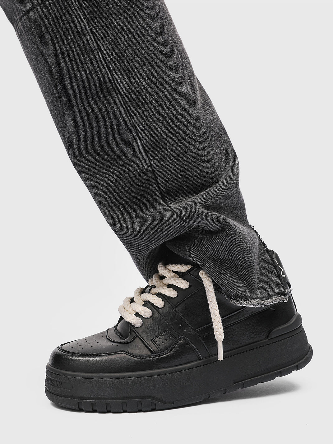 Chunky Sneakers with Thick Rope Laces