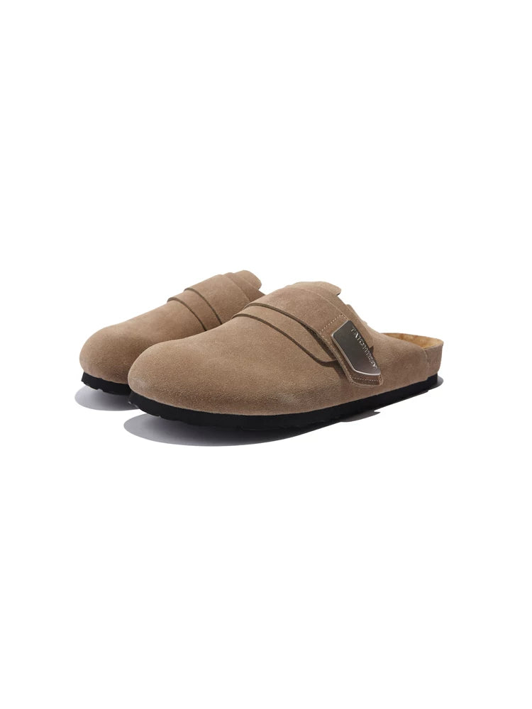 Closed-Toe Leather Mule Sandals by TAICHIISM | Chiclara