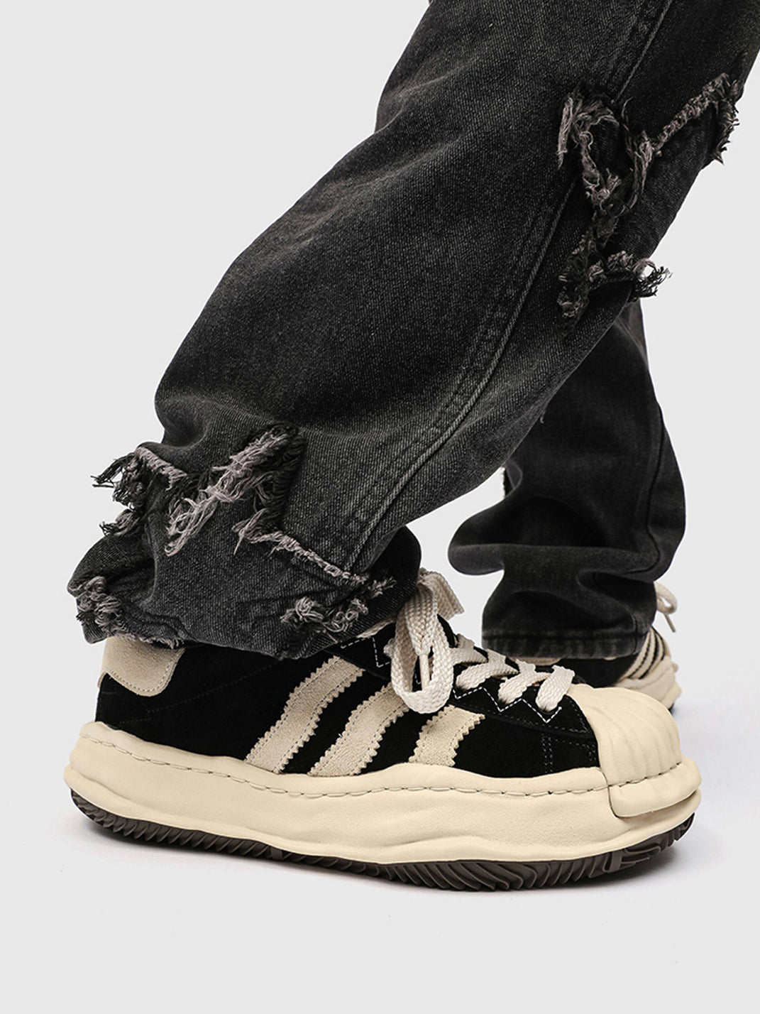 Three-Stripe Shell-Toe Melting Shoes