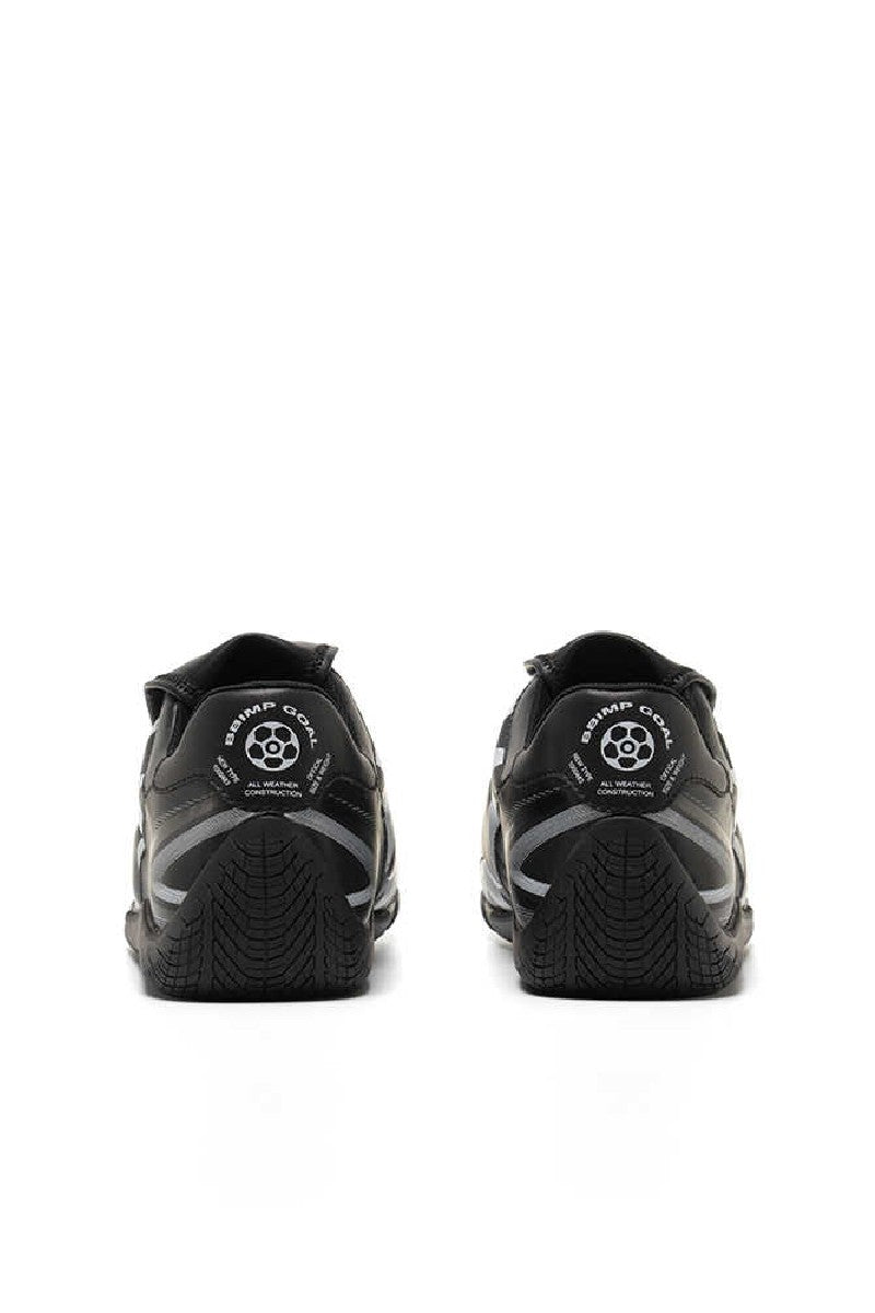 Black White Star Velcro Soccer Shoes