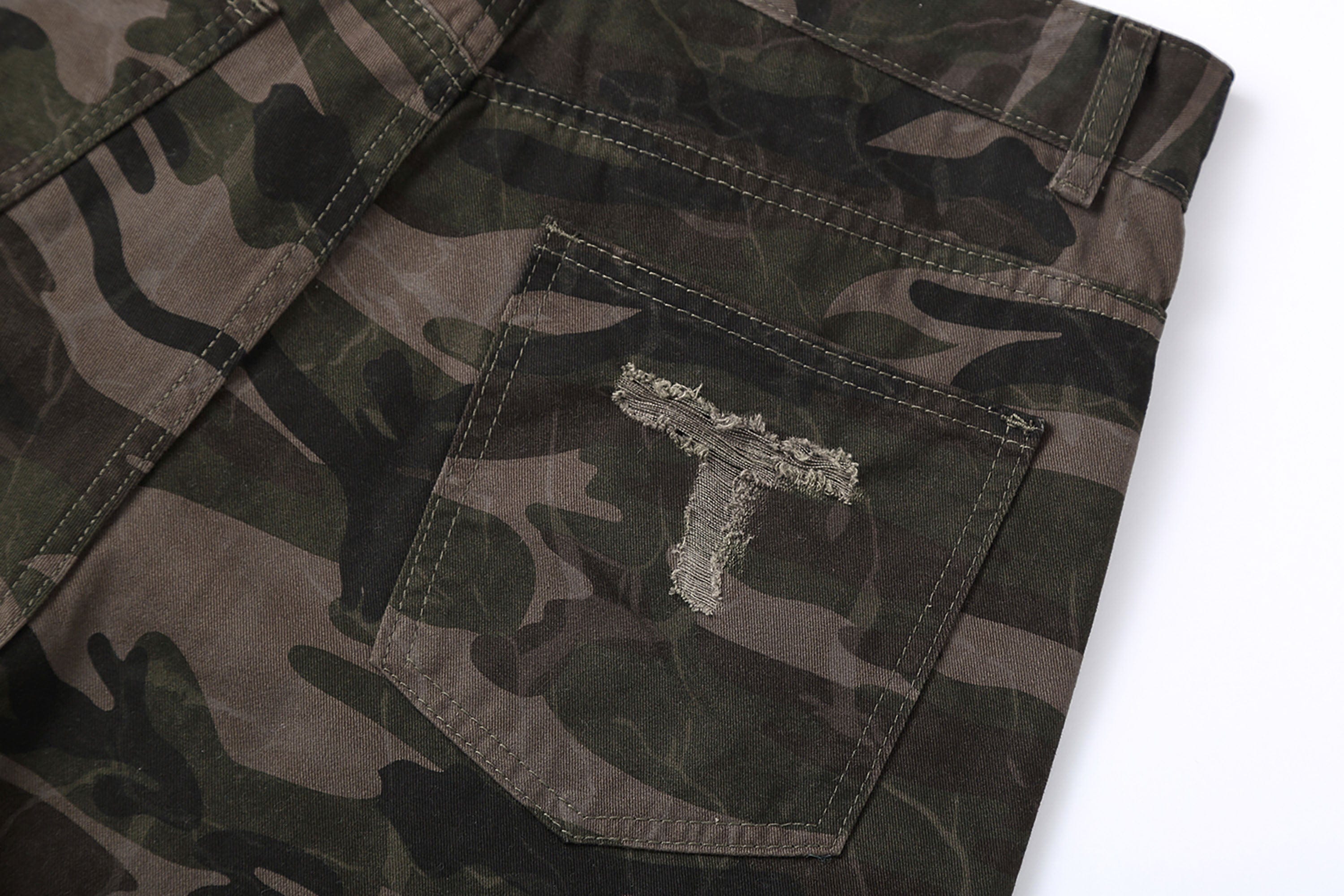 Distressed Camo Ripped Straight-Leg Jeans