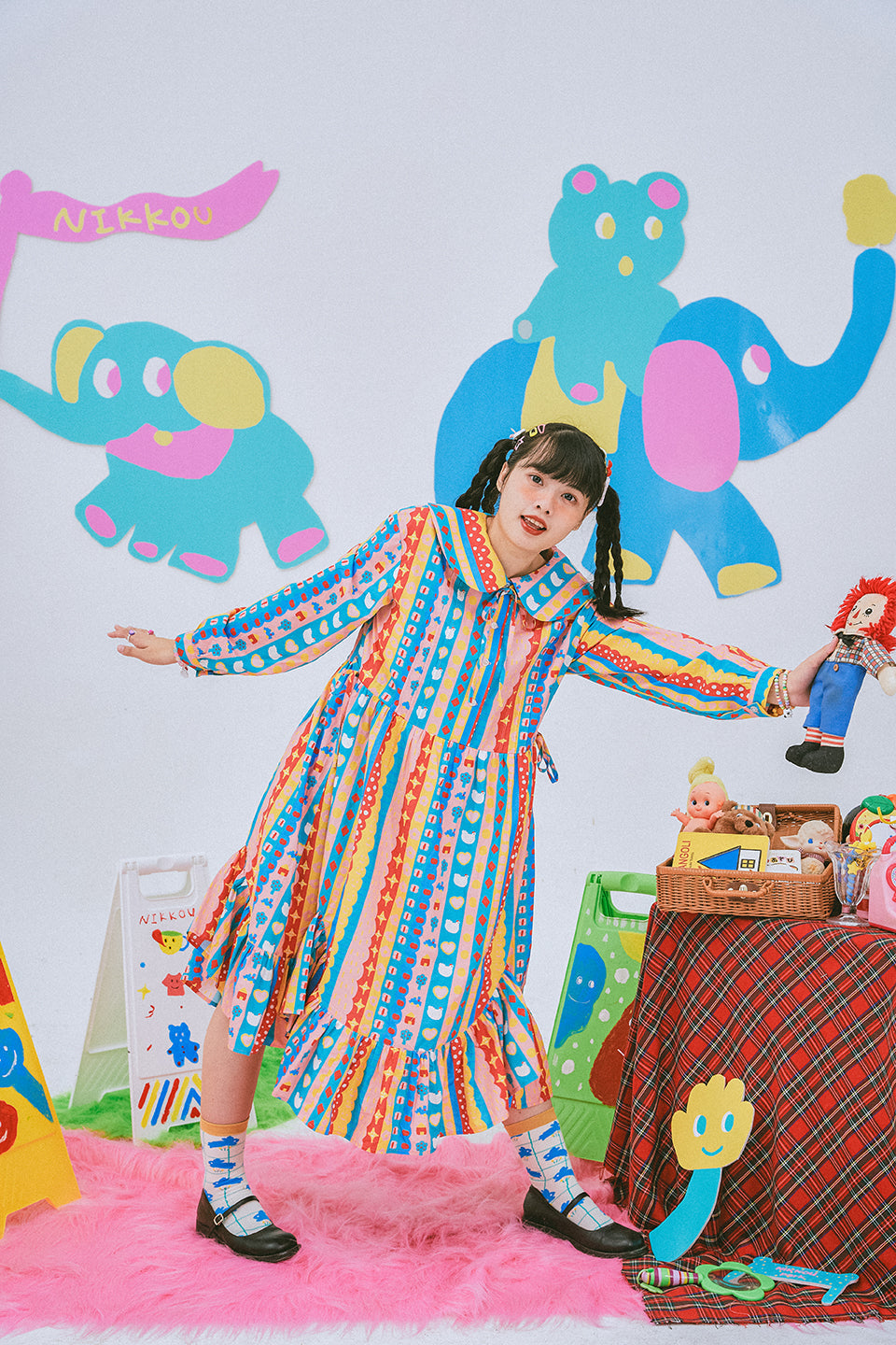 Colorful Striped Pattern Midi Dress with Ruffled Hem