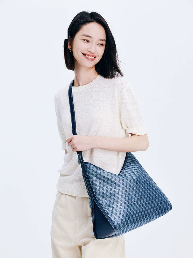 Dissona Lucky Pouch Hobo Bag image 8