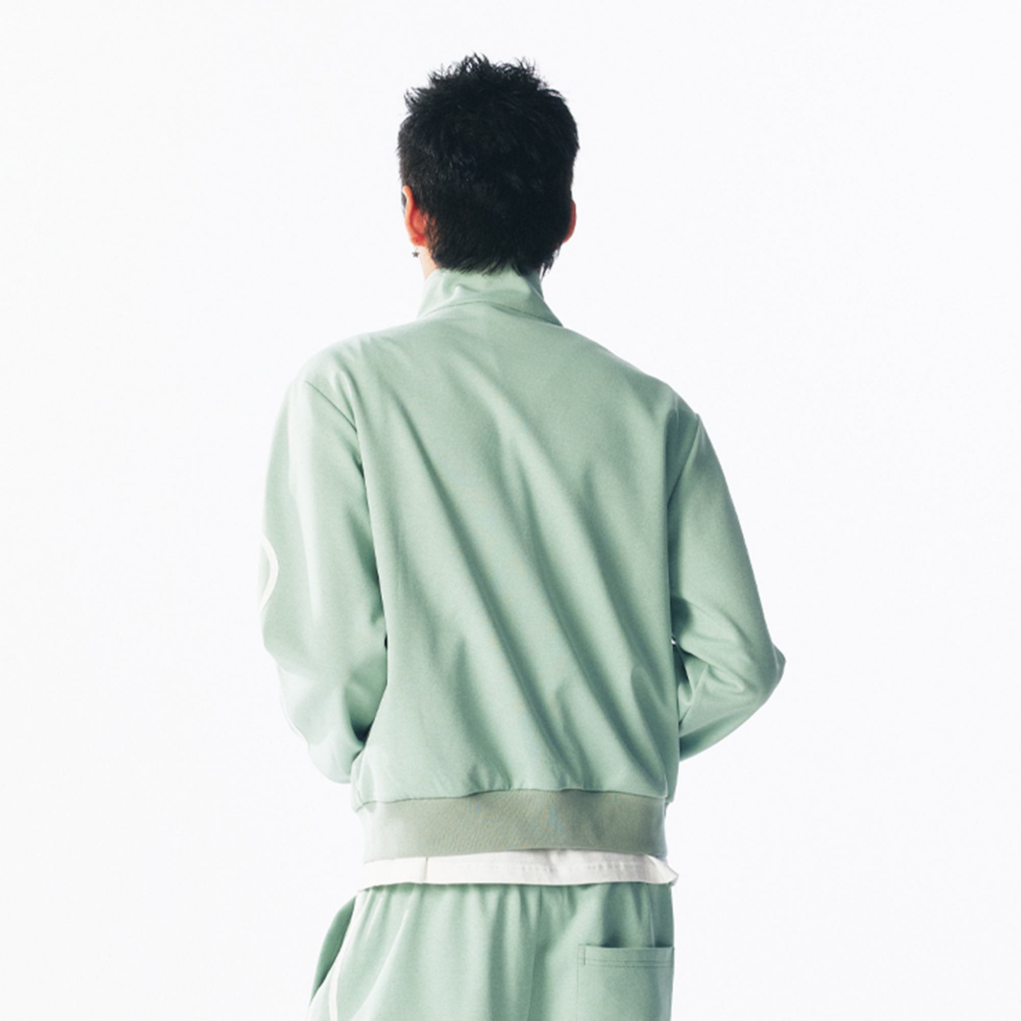 Contrast Curved-Stripe Quick-Dry Track Jacket