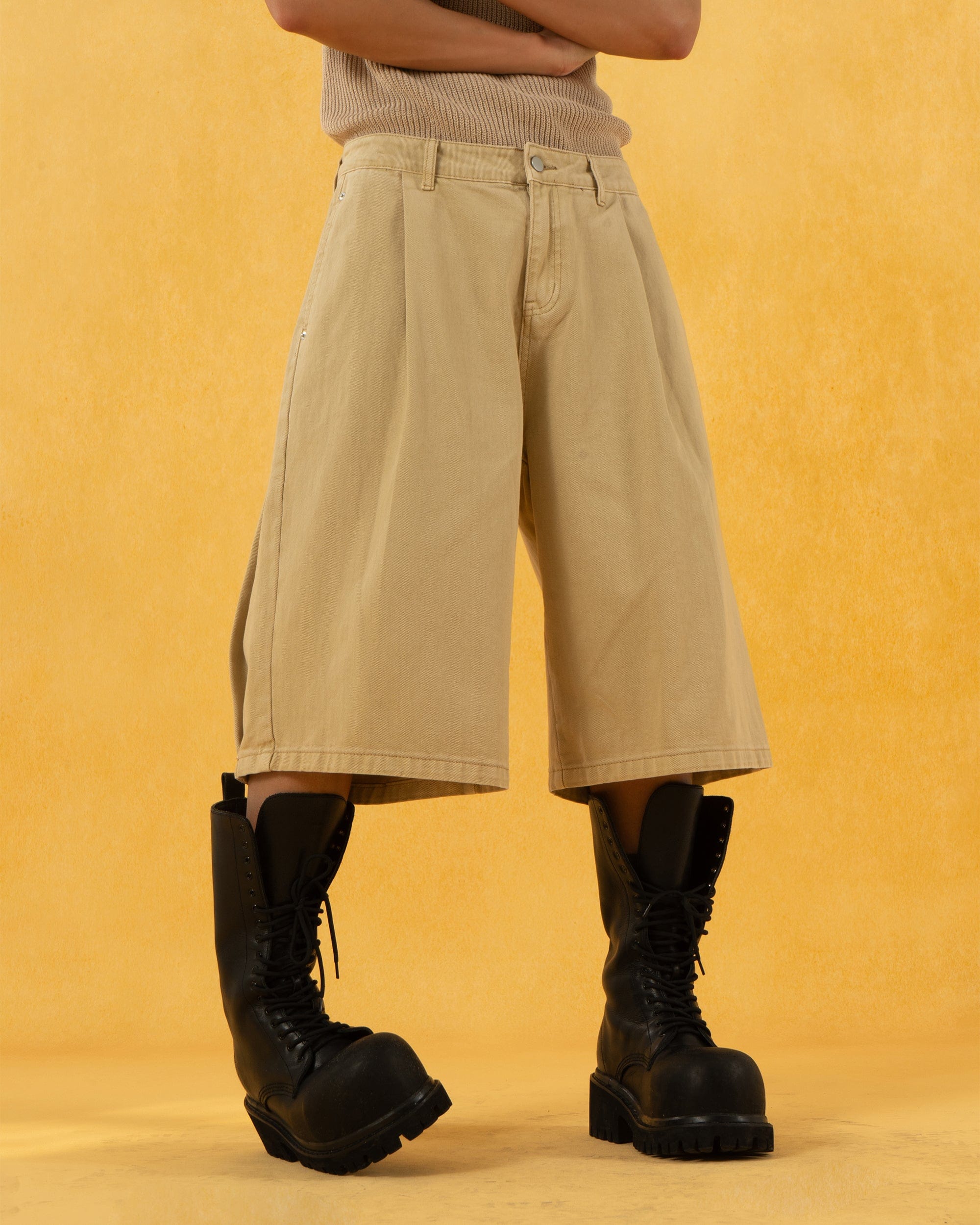 Classic Rivet Wide Leg Knee-Length Shorts