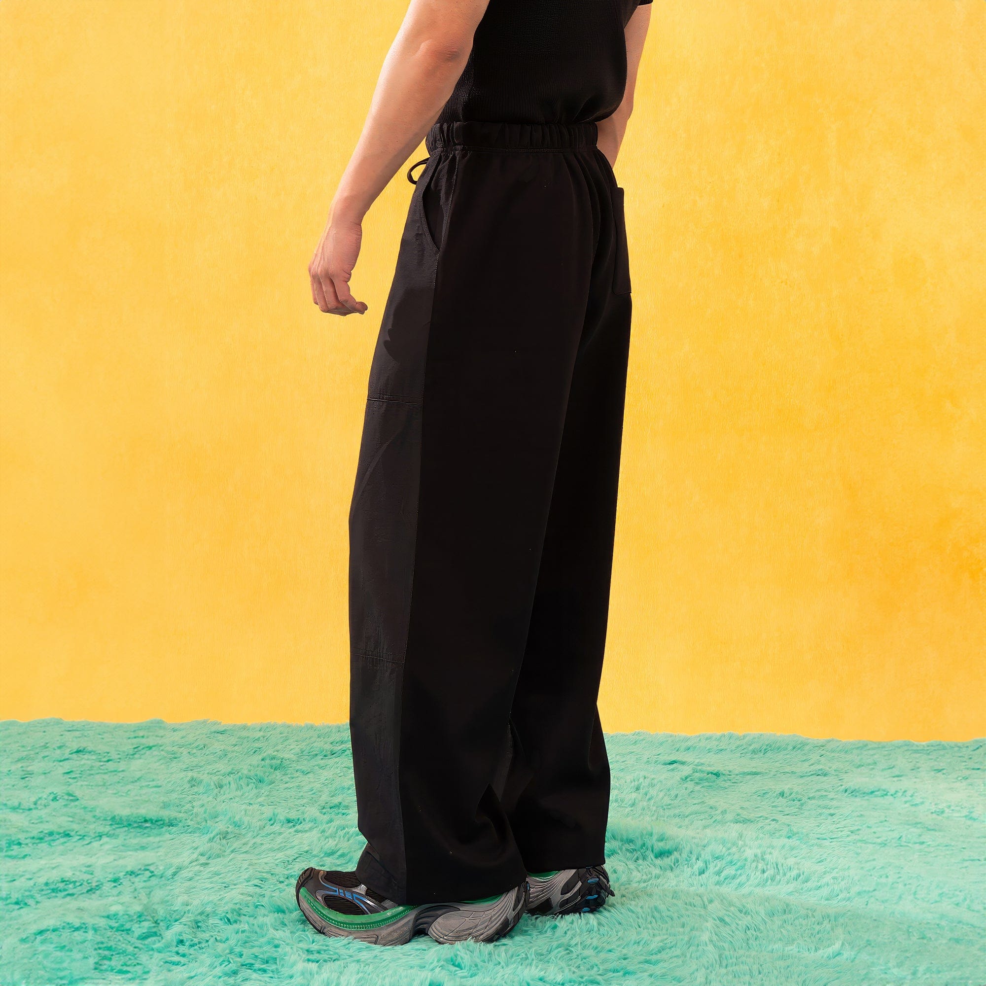 Wide-Leg Two-Tone Drawstring Pants