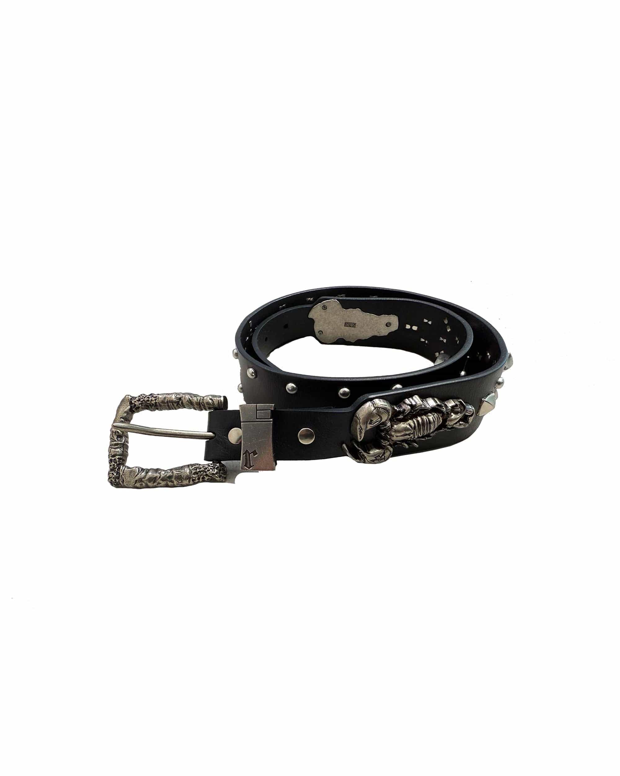 Cinturón de escorpión de cuero con tachuelas