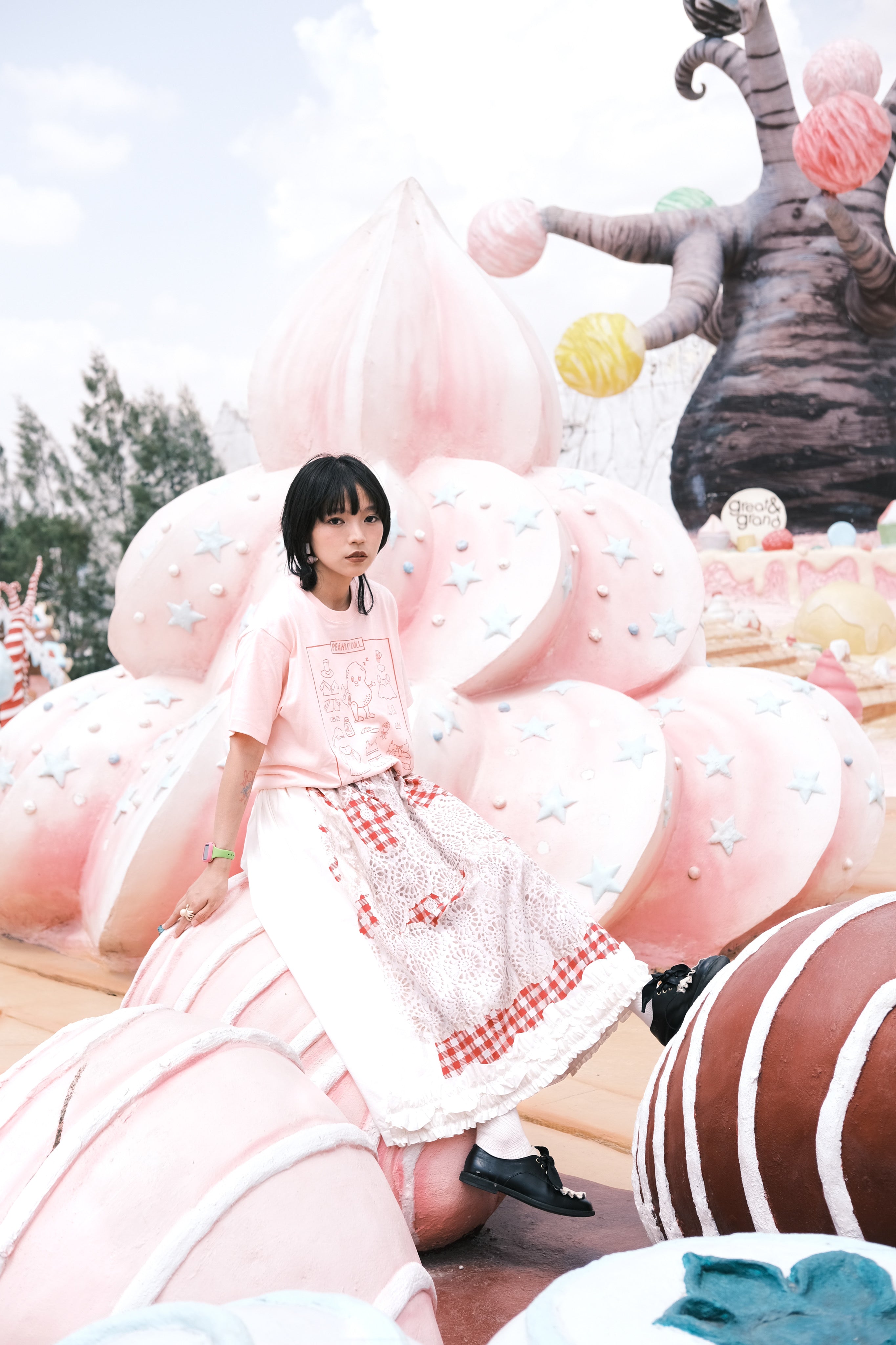 Kawaii Peanut Doll Paper Tee Pink