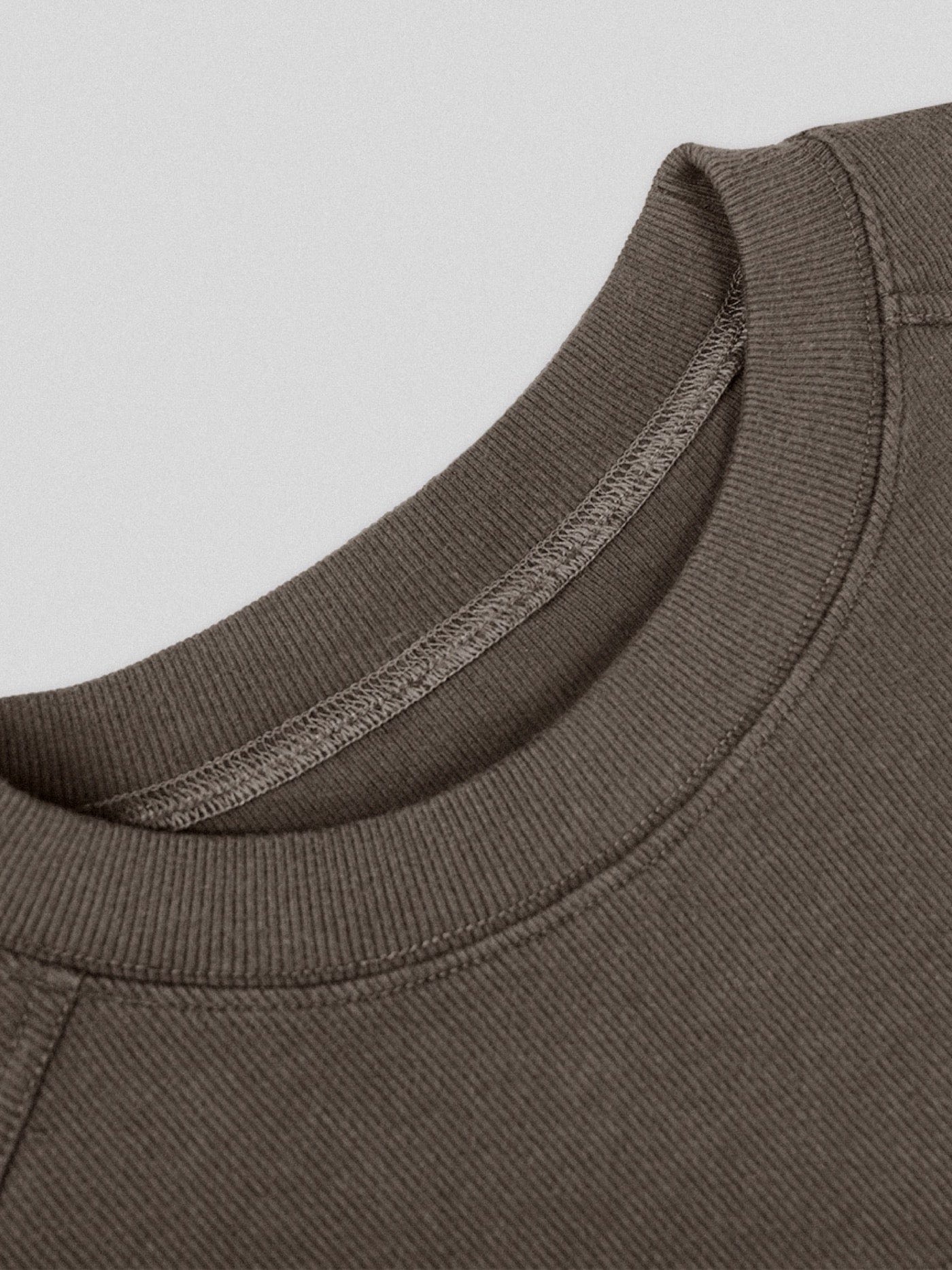 Sudadera con manga atada marrón
