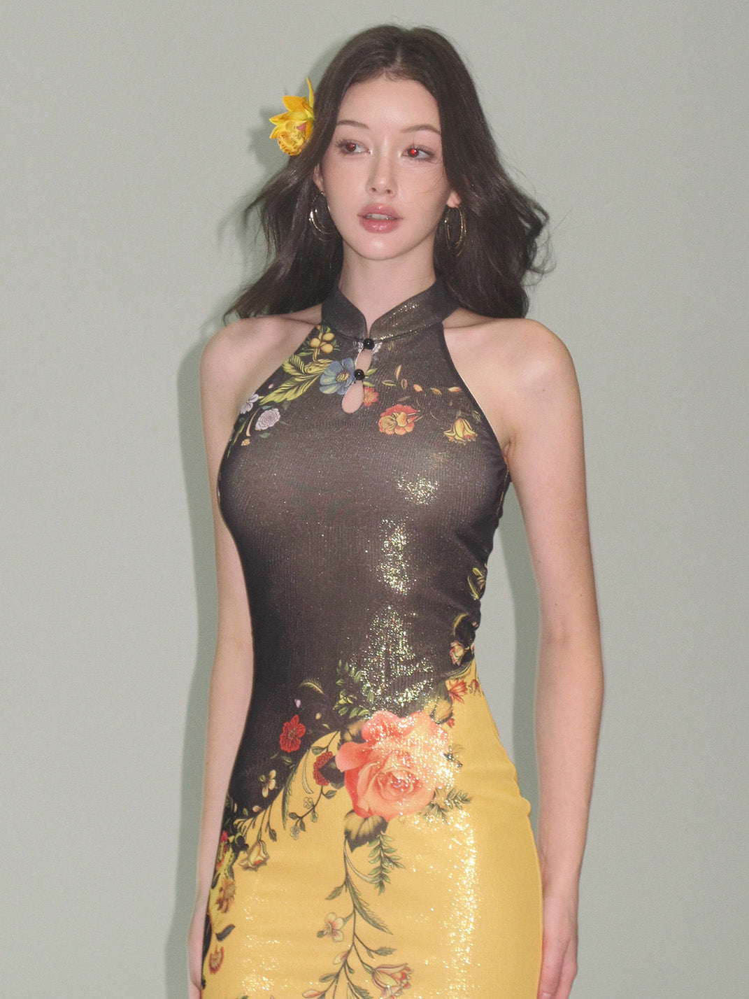 Gold Foil Halter Slim-Fit Dress