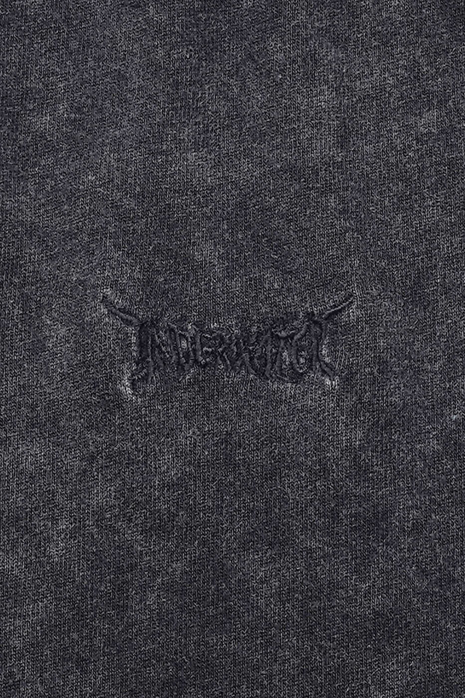 Camiseta negra estructurada lavada
