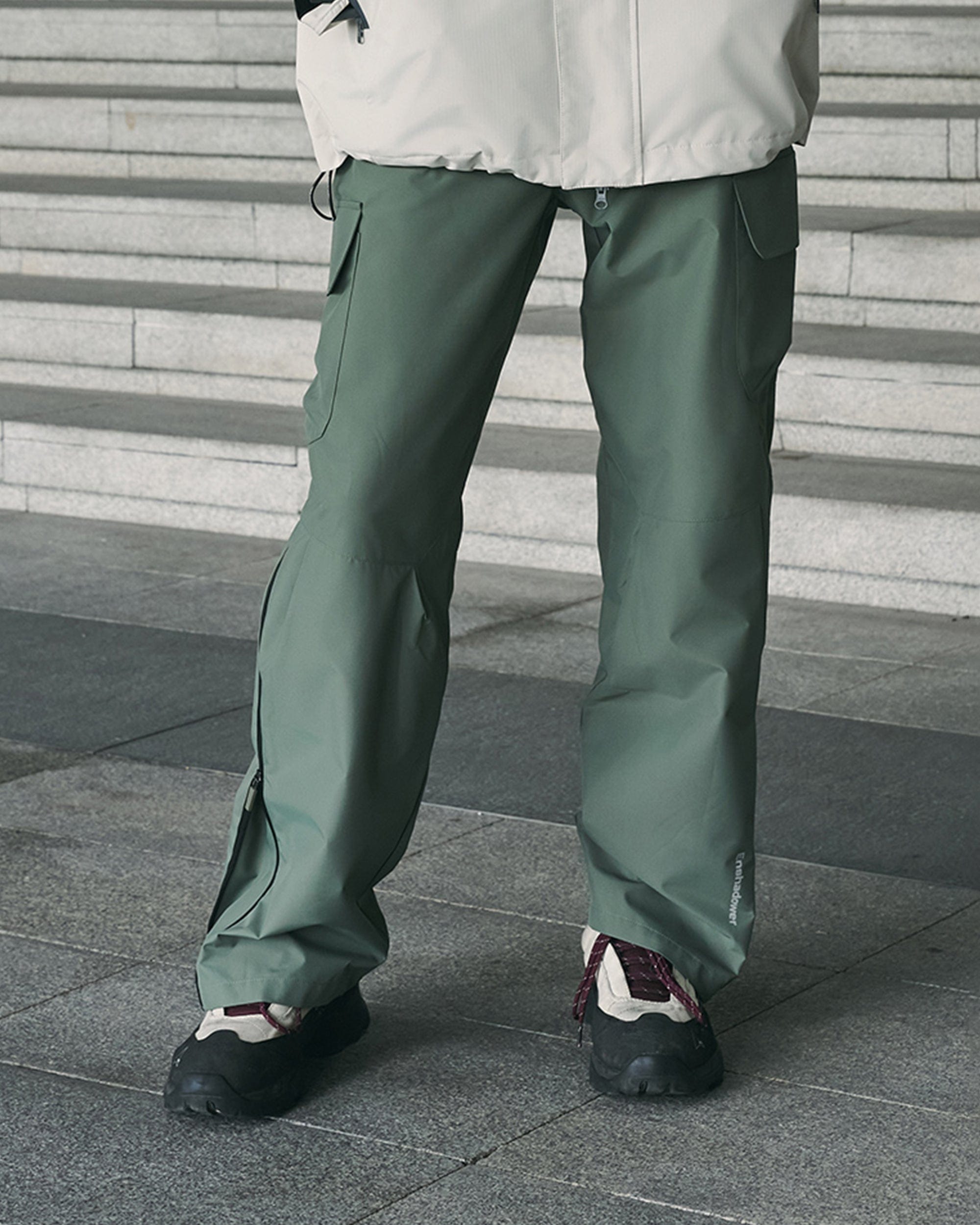 Pantalon cargo épissé plissé utilitaire