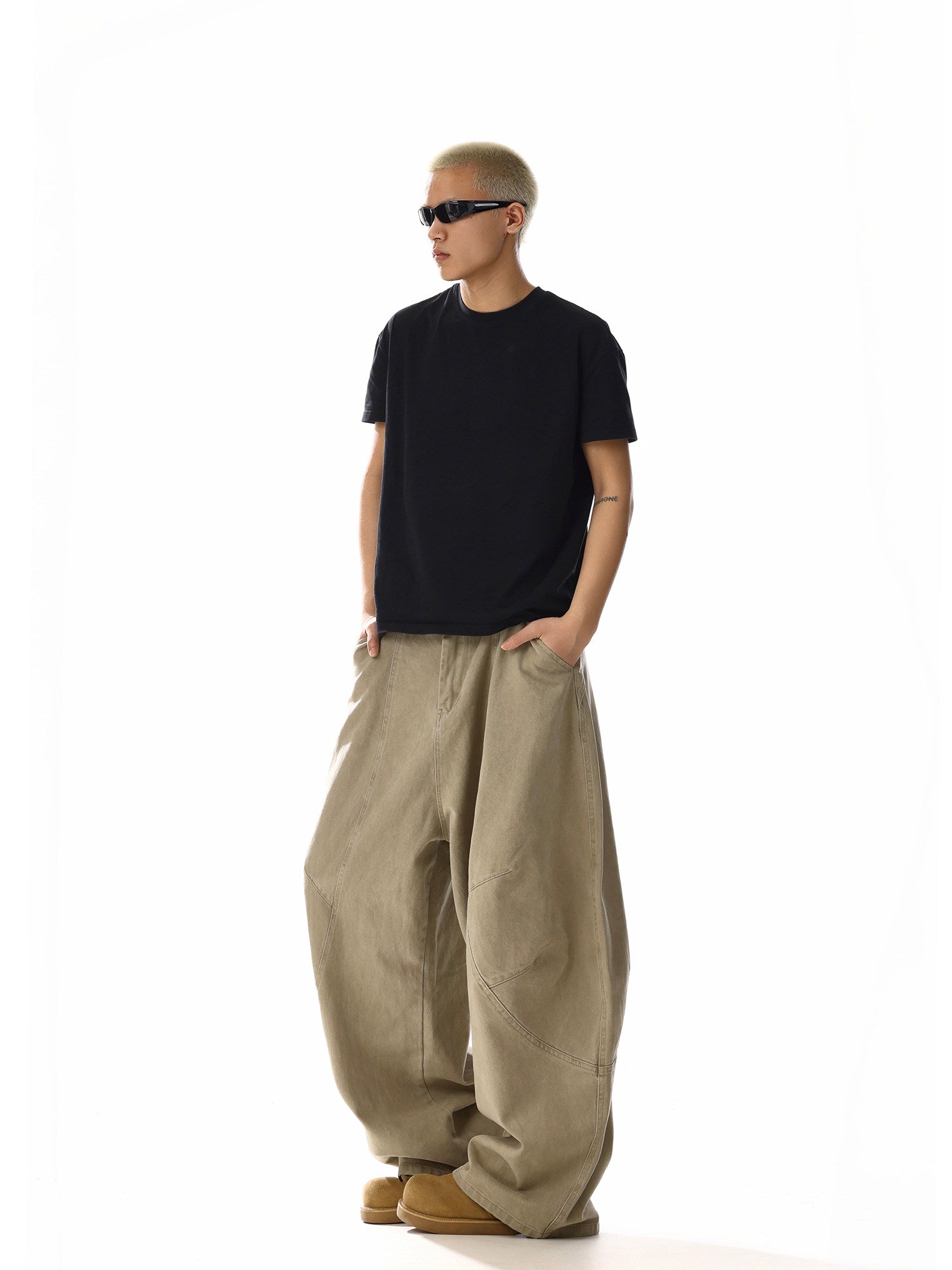 Washed barrel-leg utility pants khaki angled view
