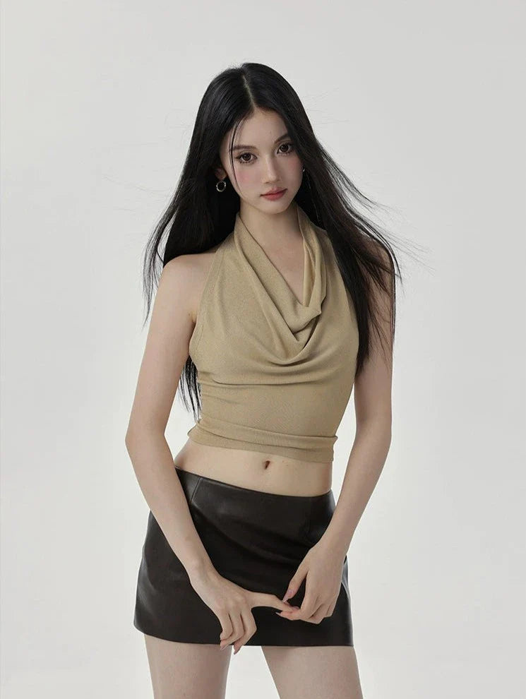 카울넥 베이지 홀터 탑