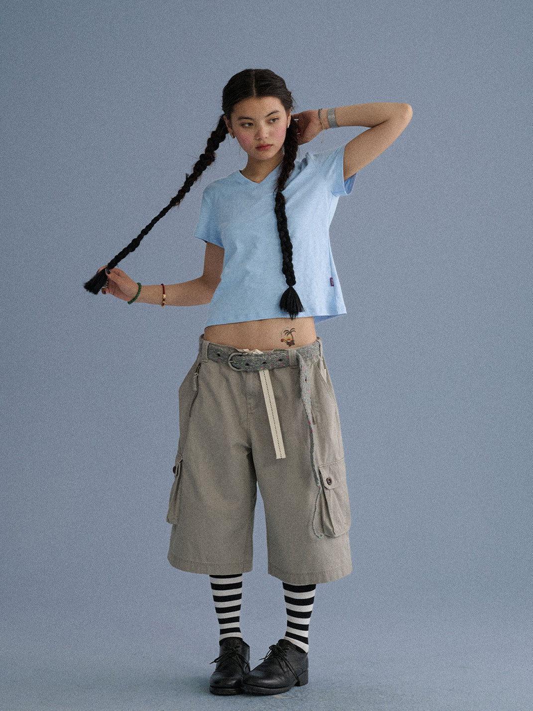Shoulder-Fitted Cropped Basic Tee