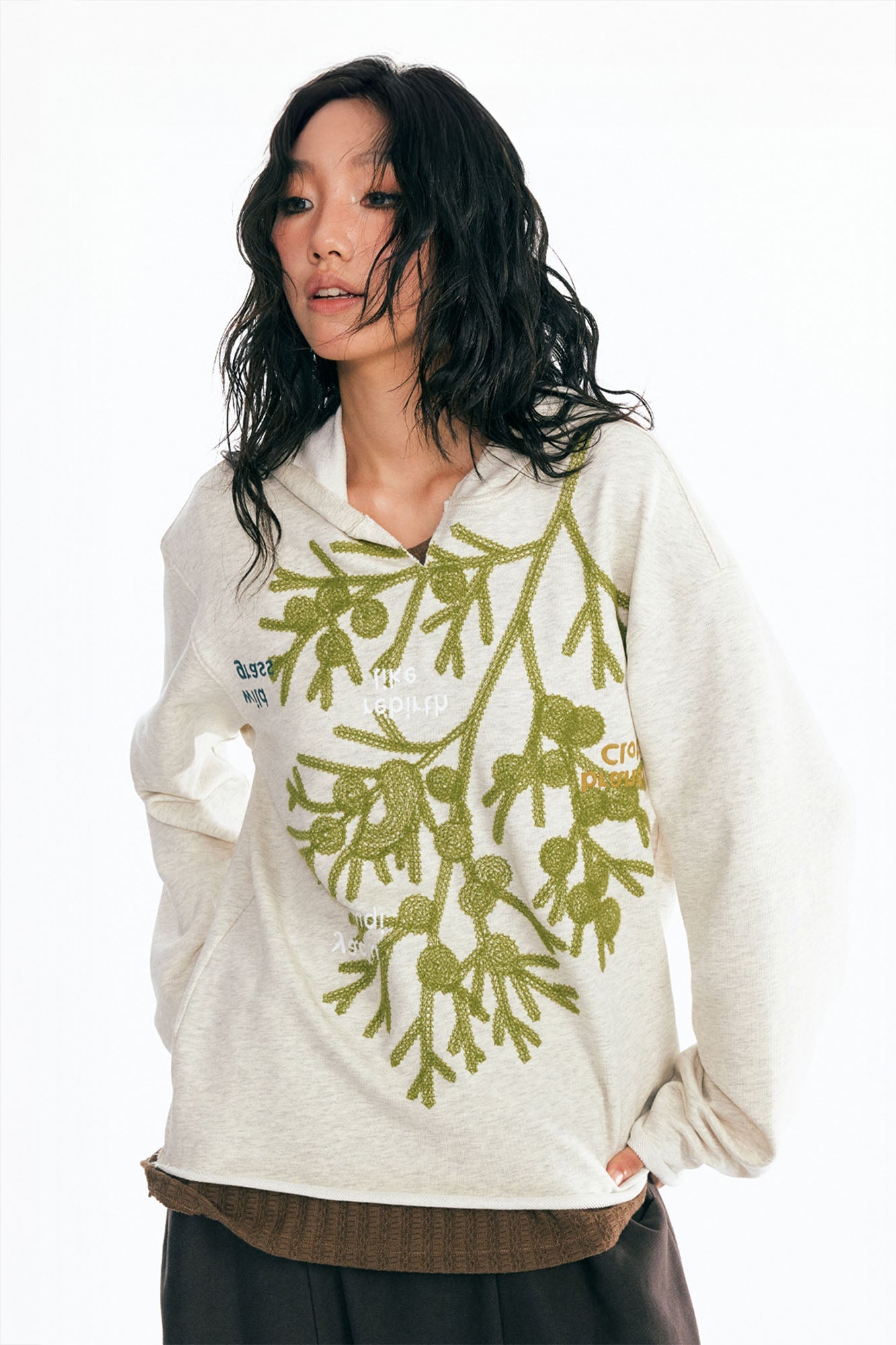 Sesame Leaf Embroidered V Neck Hoodie