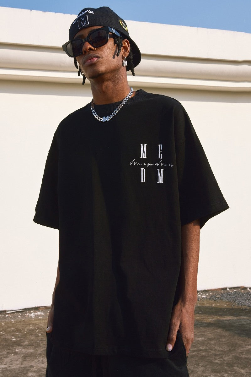 Tee with Embroidered Logo - chiclara