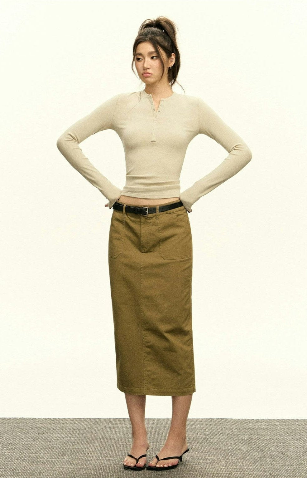 Ribbed Henley Crew Neck Crop Top