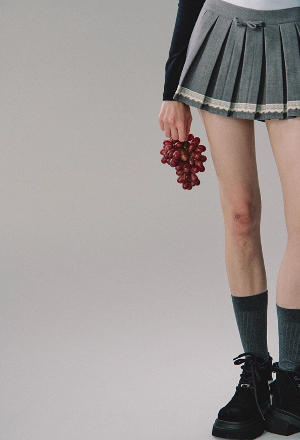 Jupe plissée en dentelle