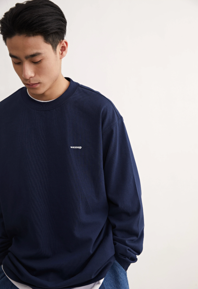 Minimalist Basic Small Logo Long Sleeved Tee - chiclara