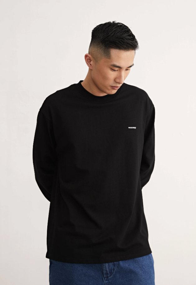 Minimalist Basic Small Logo Long Sleeved Tee - chiclara
