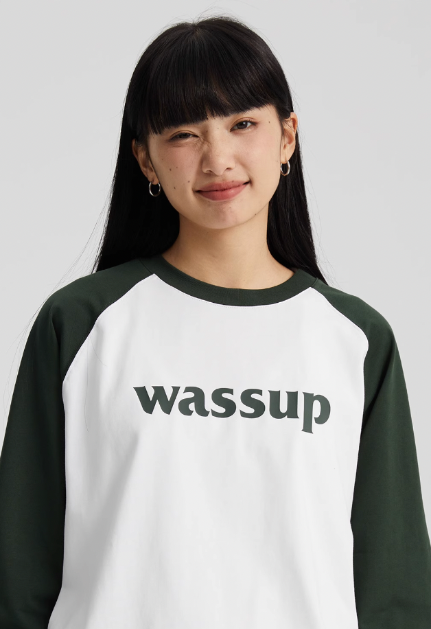 Essential Basic Logo Raglan Long Sleeved Tee - chiclara