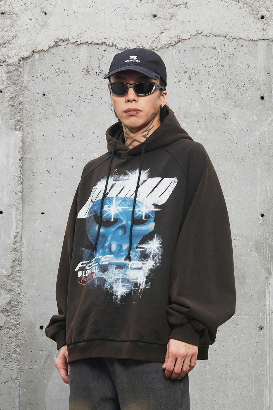 외계인 그래픽 후드 티셔츠