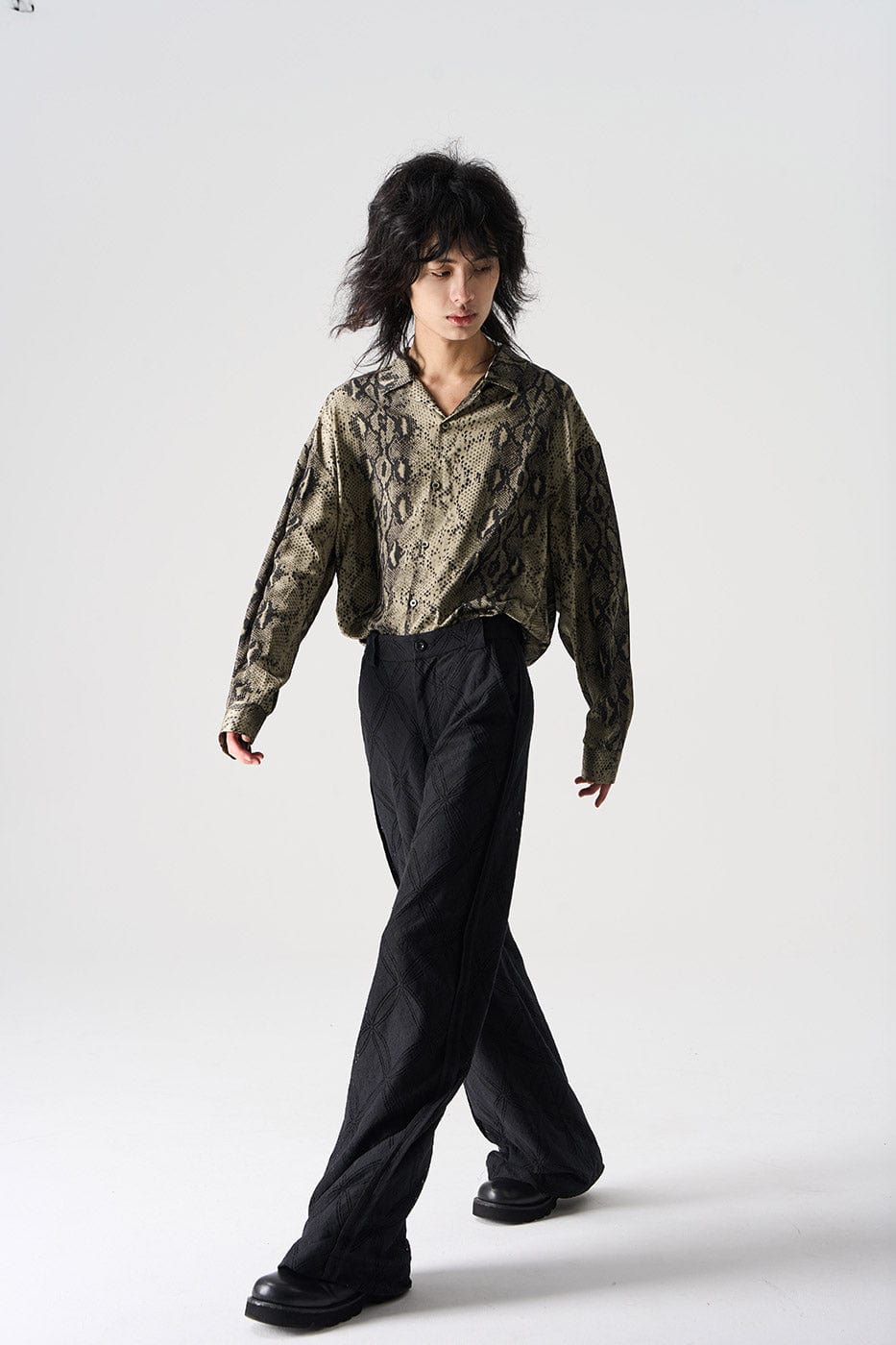 Chemise à manches longues en soie à imprimé python