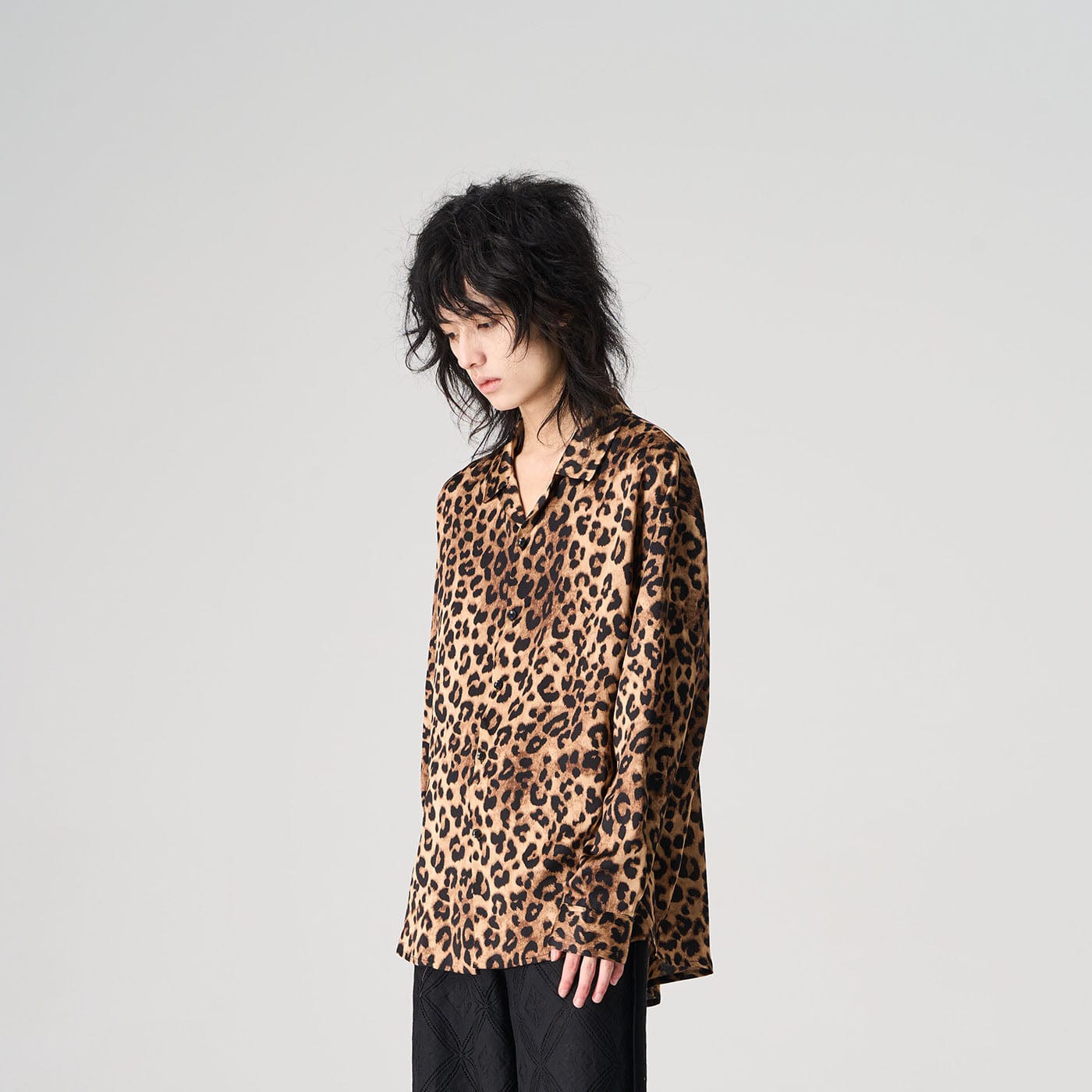 Chemise à manches longues à imprimé léopard