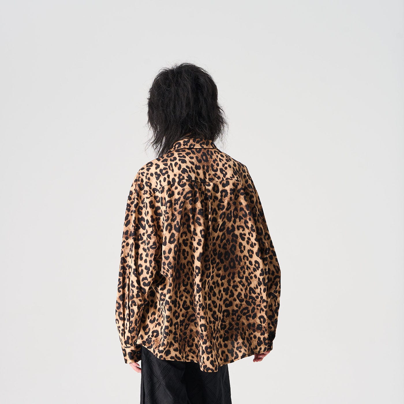 Chemise à manches longues à imprimé léopard