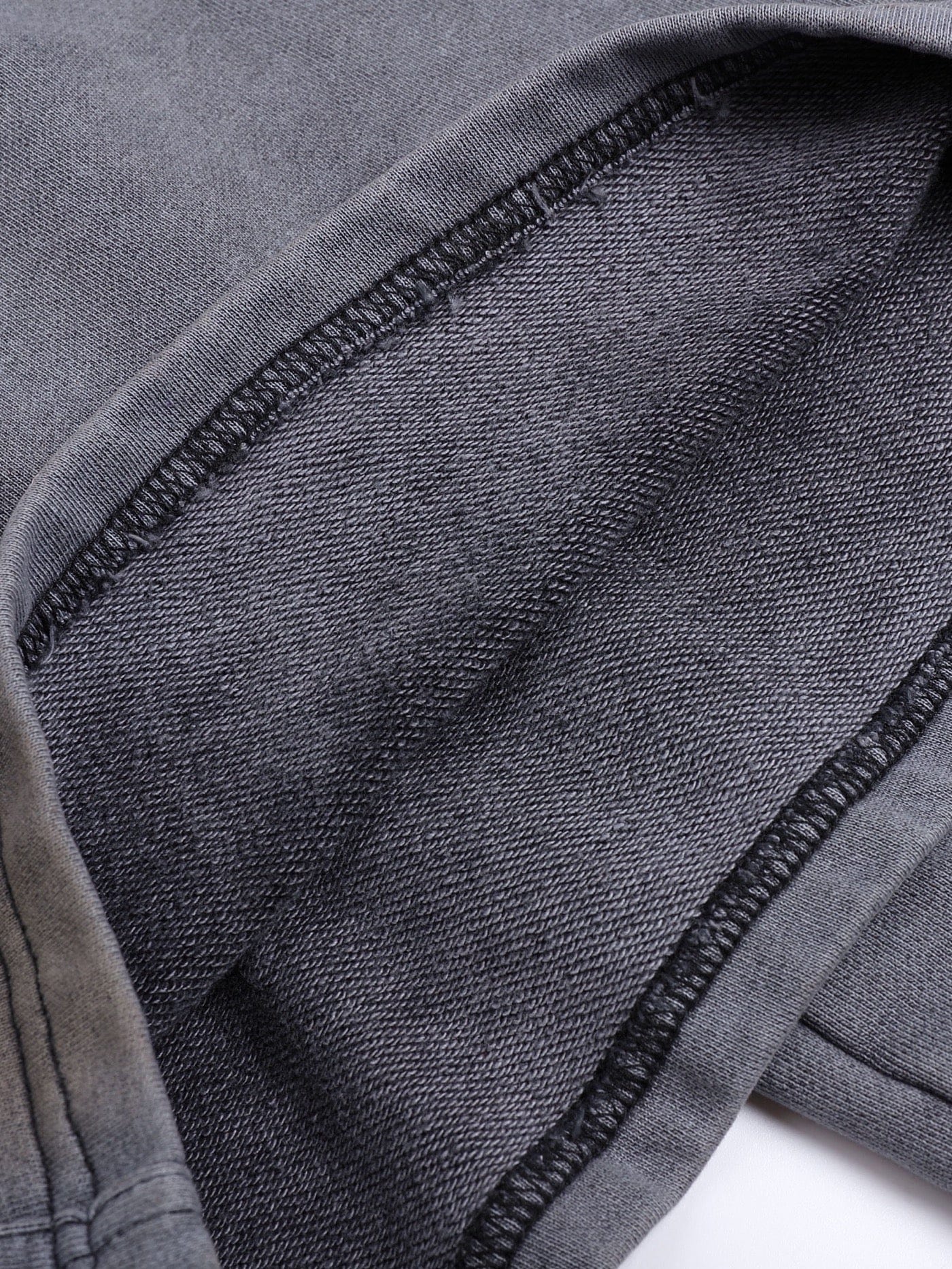 Pantalones de chándal de las piernas abiertas angustiadas