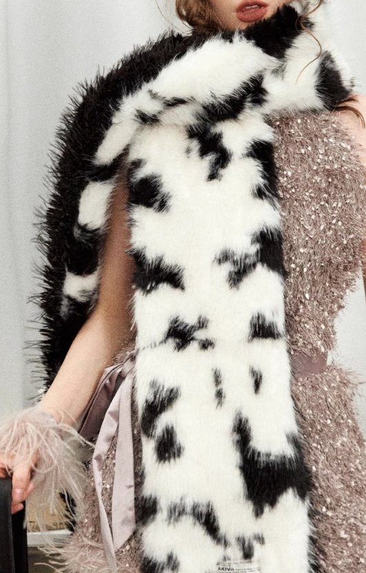 Monotone Faux Fur Scarf - chiclara