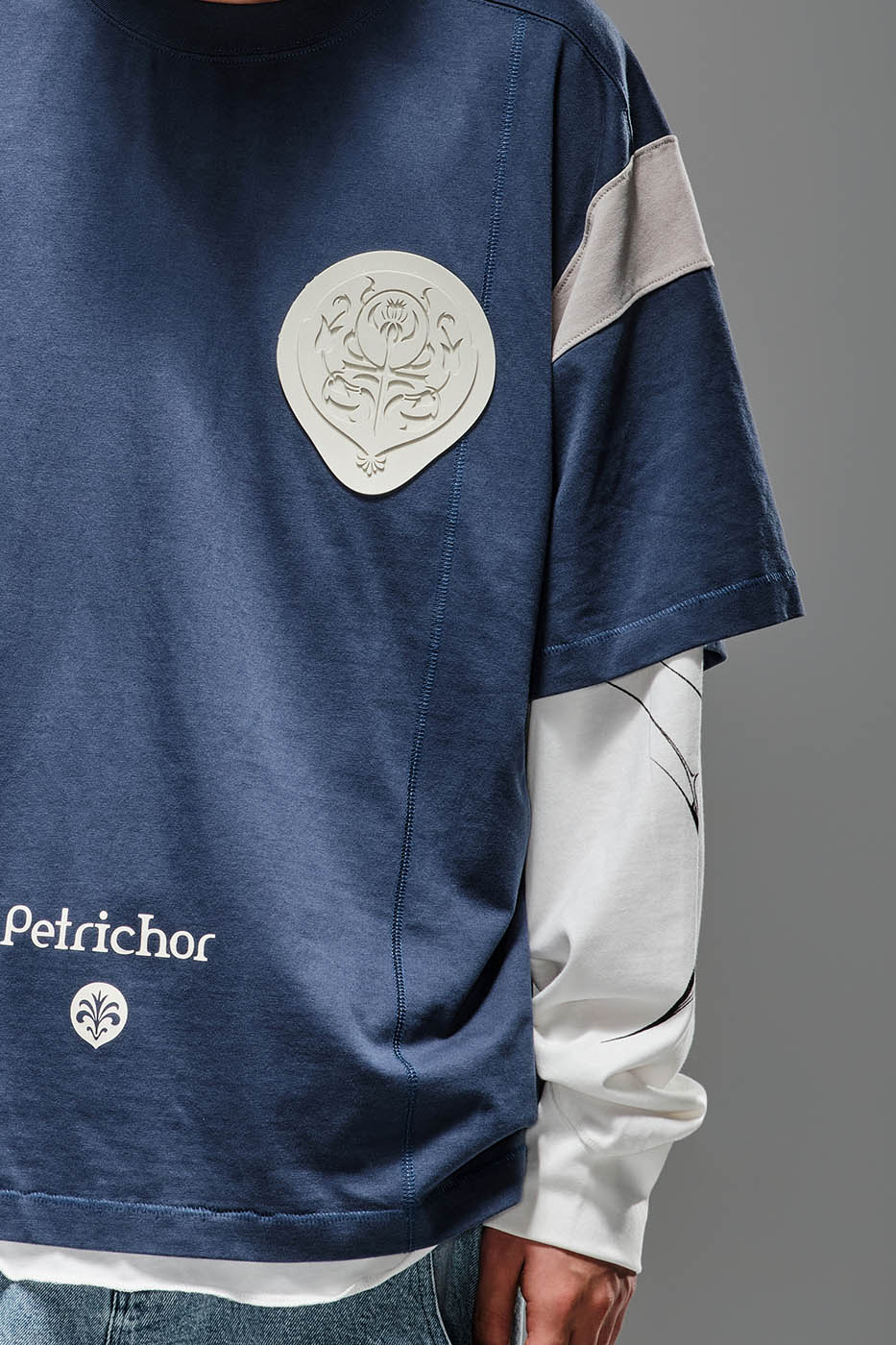 T-shirt de patch en couches