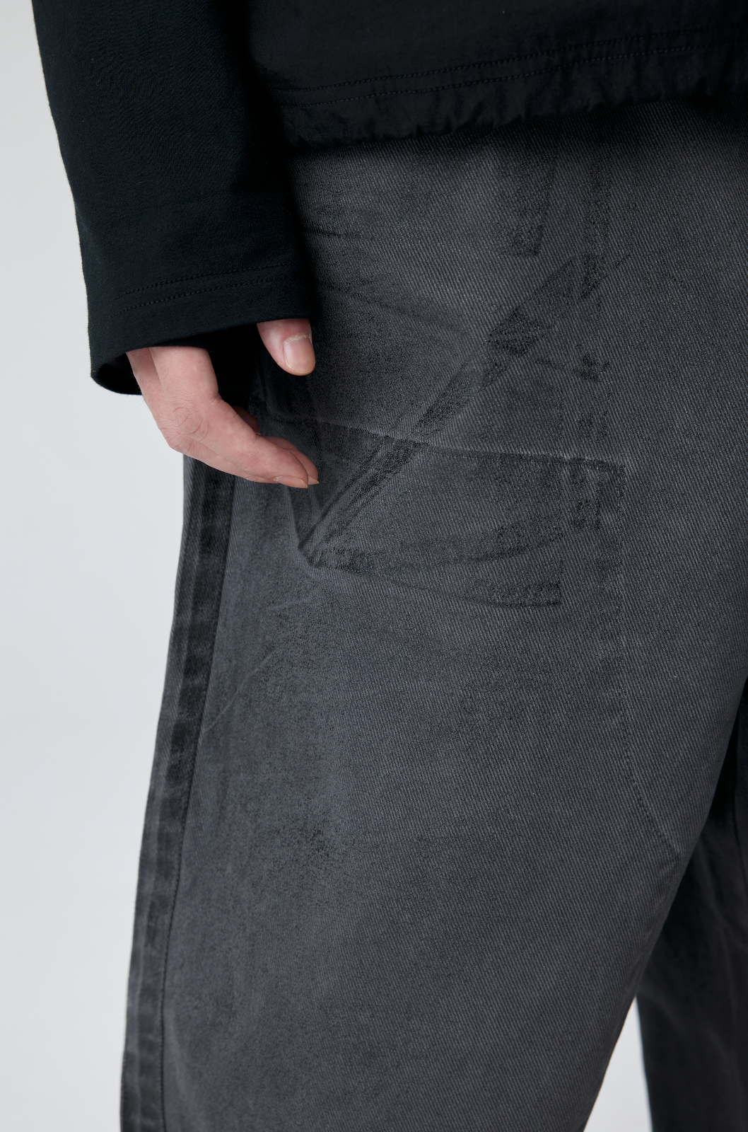 와이드 레그 패턴 워시드 데님 팬츠