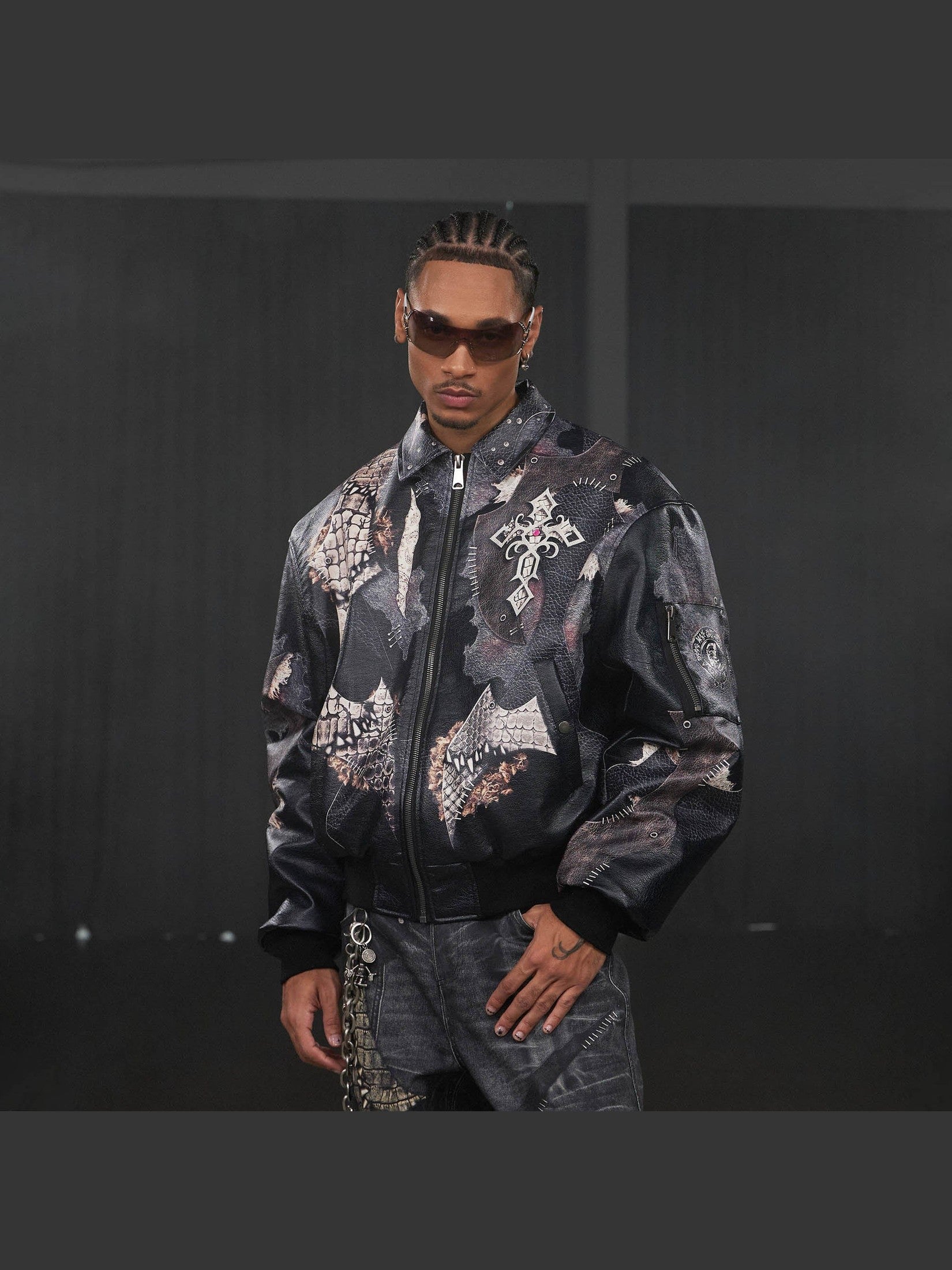 Chaqueta de cuero cruzado gótico