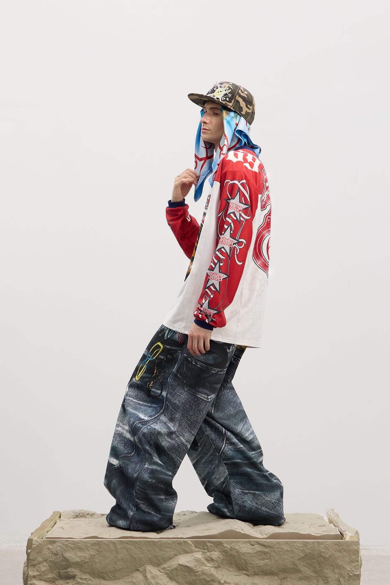 The "Sagging" Illusion Baggy Jeans