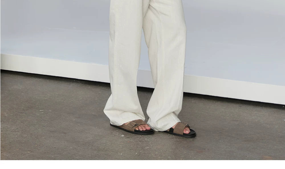 White Slub-Texture Relaxed Straight Jeans product view 5