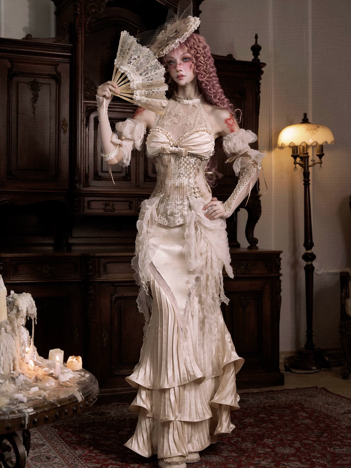 Draped-Bust Floral Lace Boned Corset product view 4