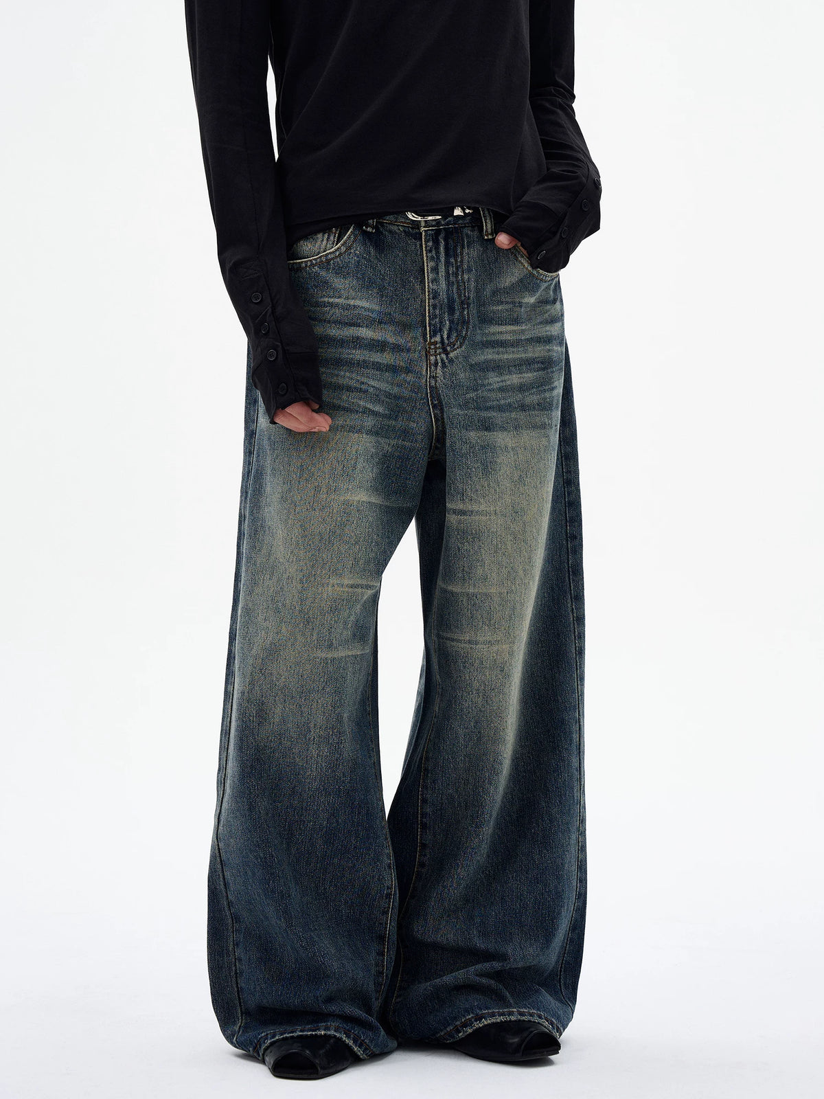 Vintage-Fade Baggy Wide-Leg Jeans product view 3