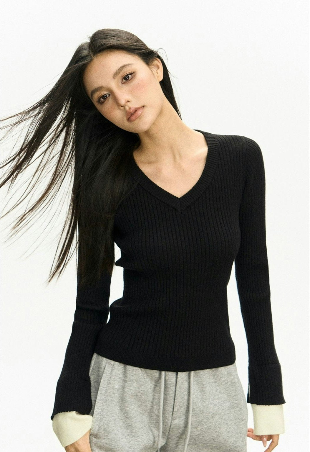 Ribbed V-Neck Contrast Sweater