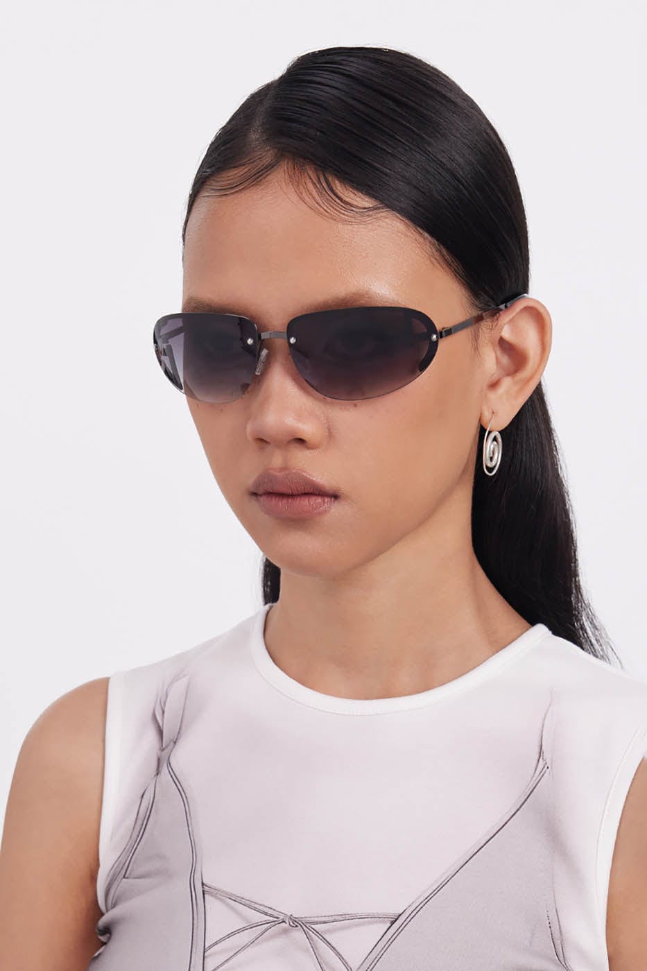 Mechanical-Brow Gradient Oval Sunglasses - view 5