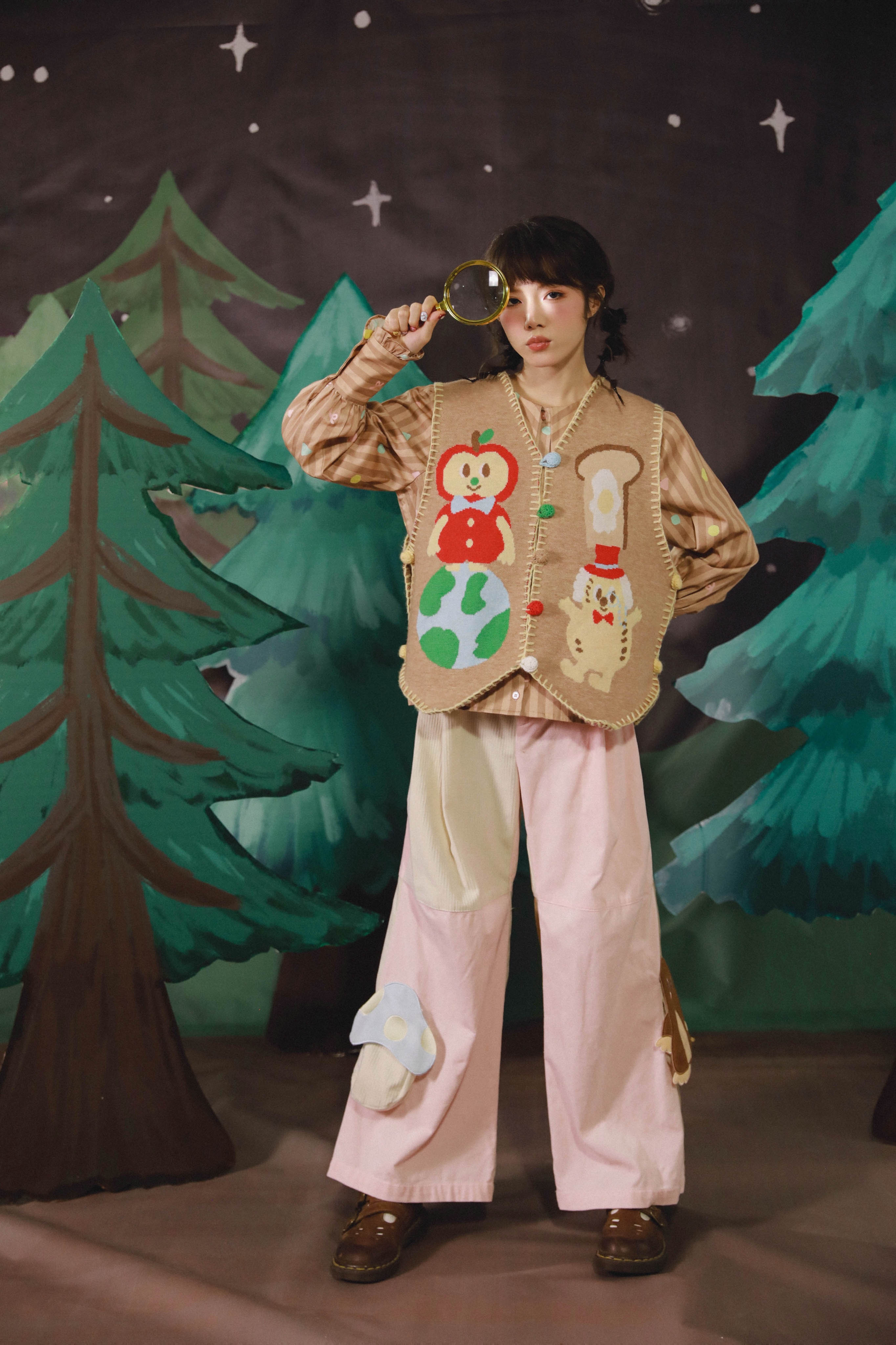 Color Block Wide Leg Pants with Mushroom and Mole Appliques