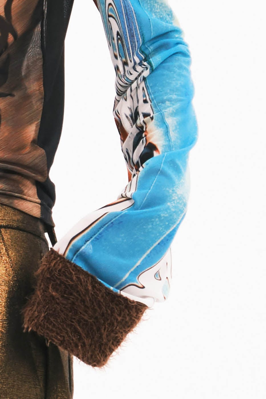 Runas musculares embriones MOHAIR TURTLENECK L/S TEE