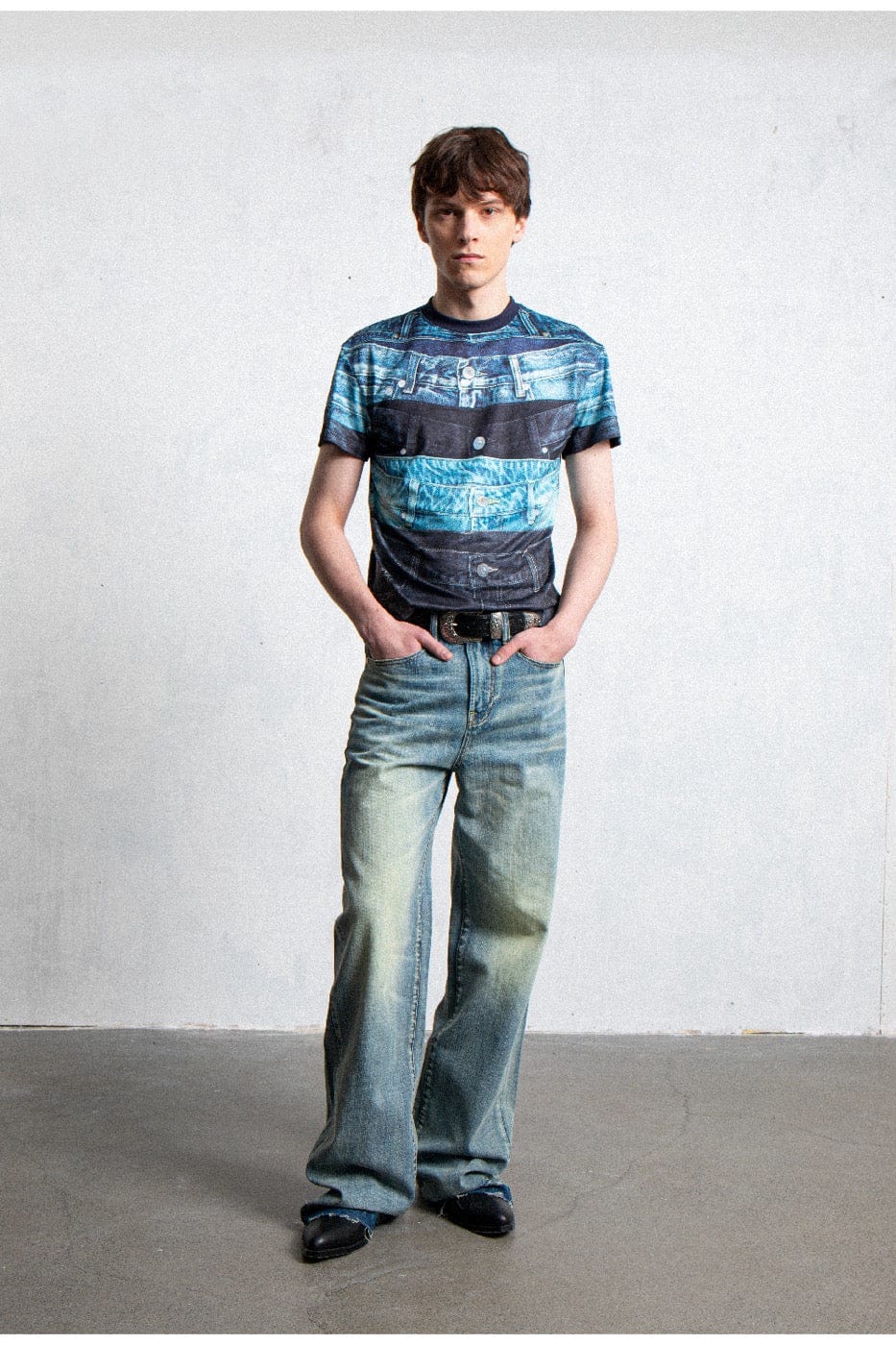 T-shirt imprimé de la taille en denim