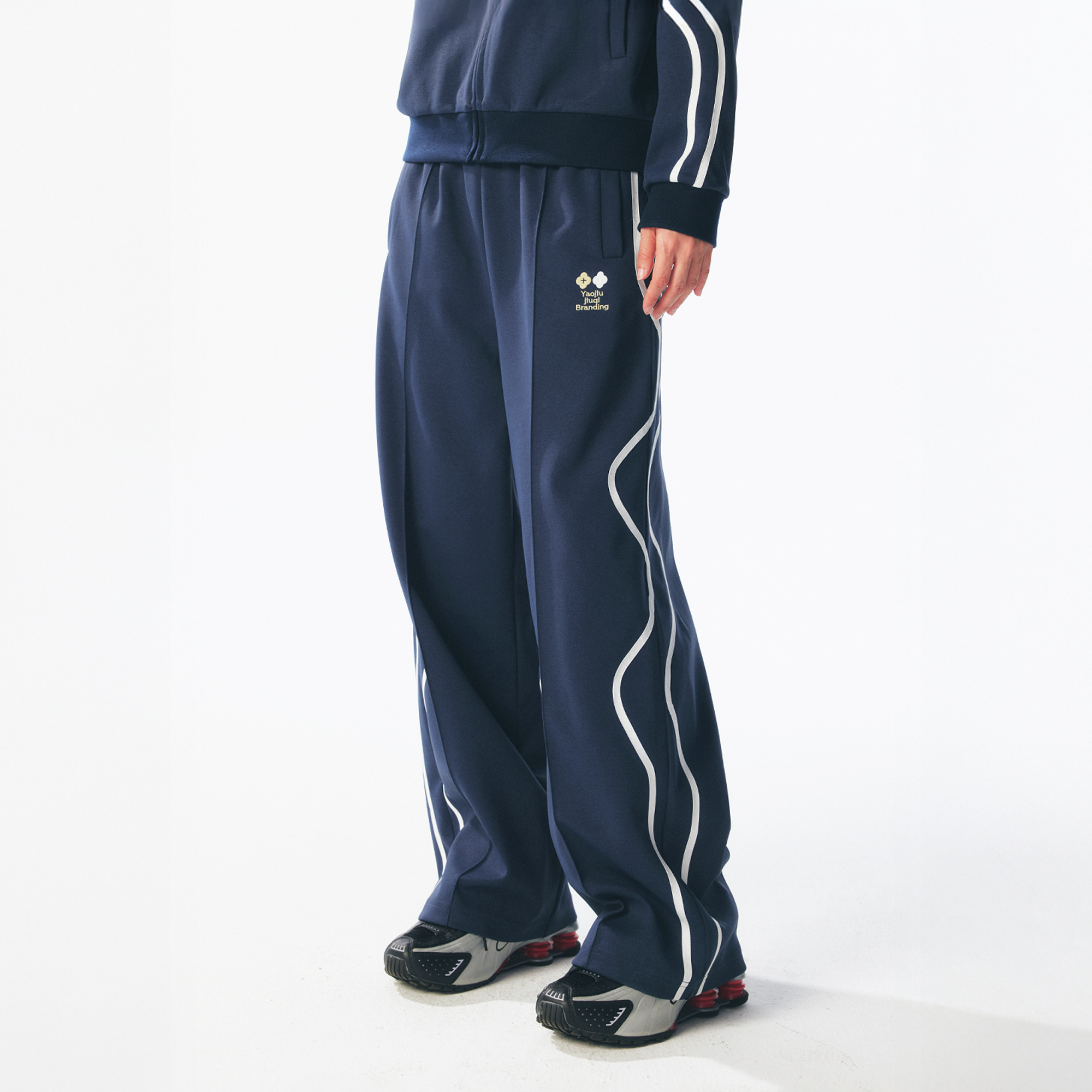 Contrast Curved-Stripe Quick-Dry Track Pants