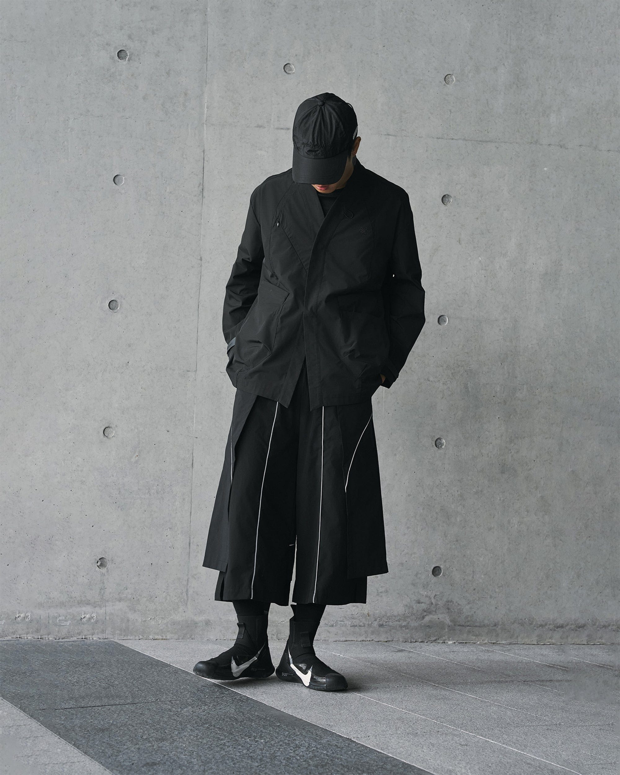 Pantalon de piste en couches larges