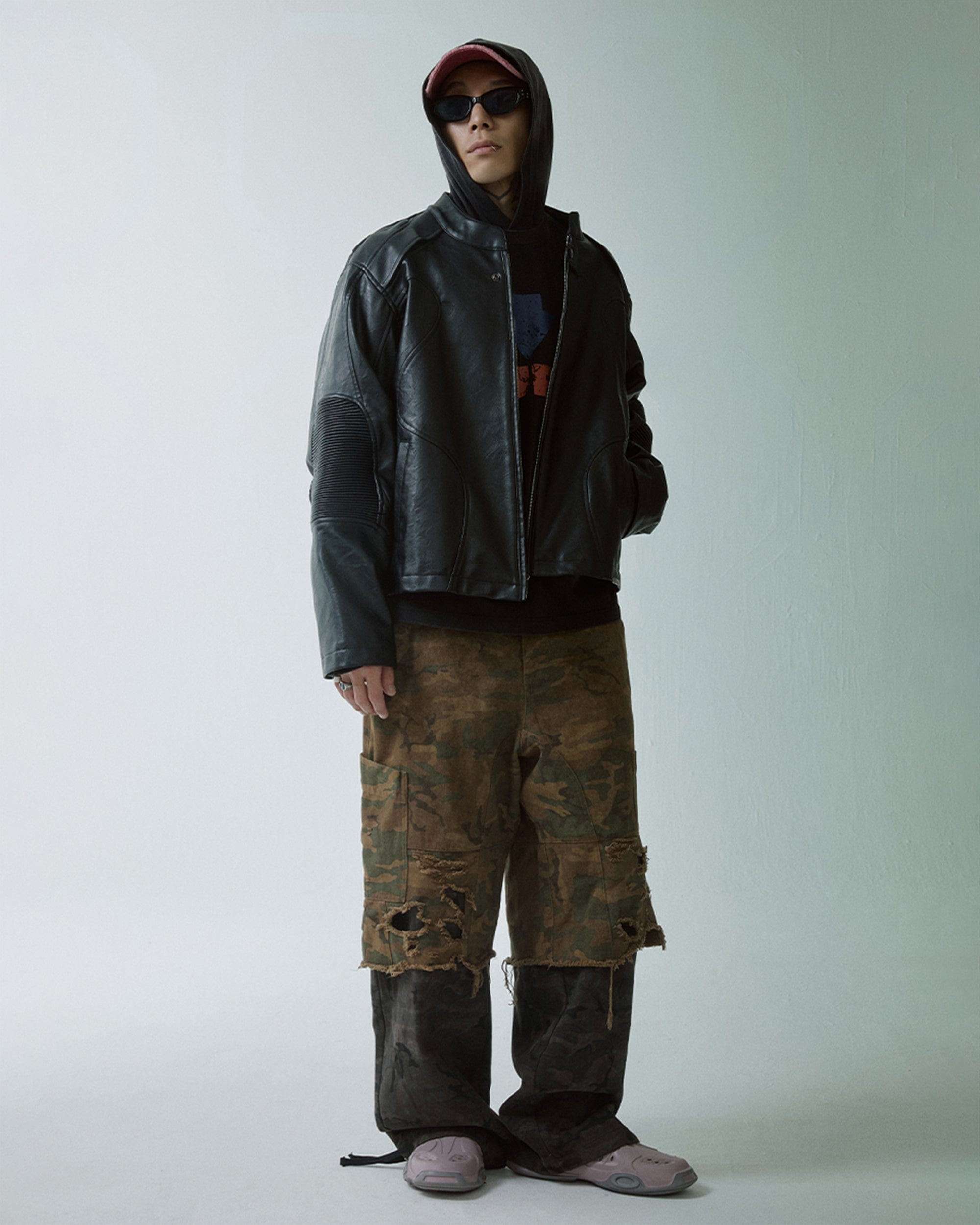 Lederjacke im Motorradstil